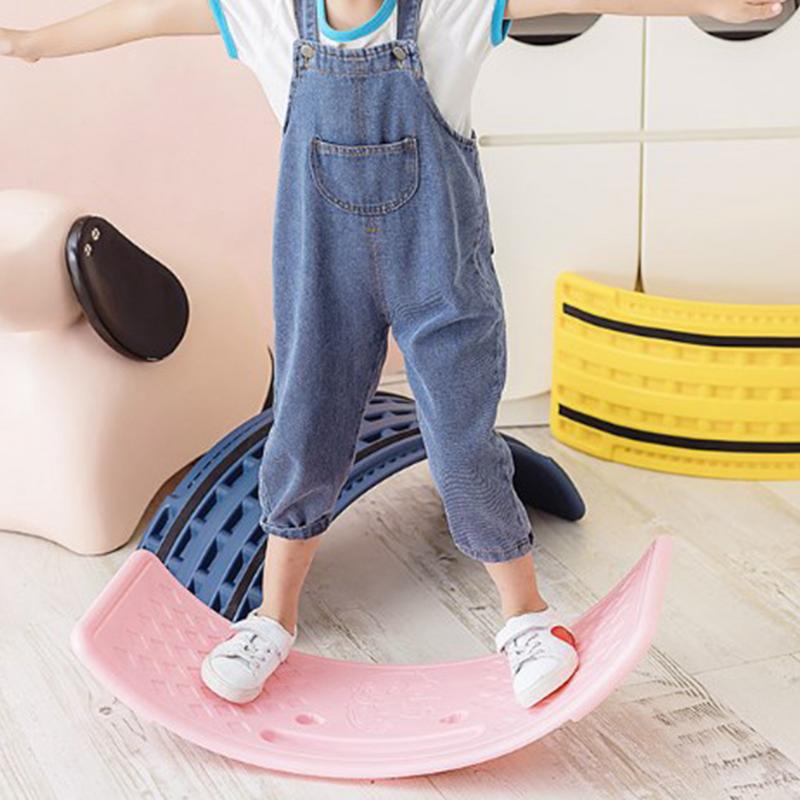 Premium Wobble Balance Board for Kids – Multifunctional Balance Training Toy, Improves Coordination & Core Strength, Non-Slip